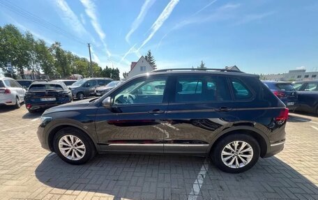 Volkswagen Tiguan II, 2022 год, 2 342 000 рублей, 5 фотография