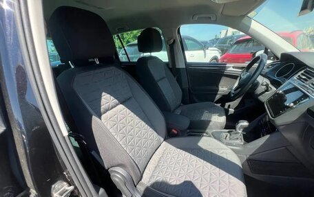 Volkswagen Tiguan II, 2022 год, 2 342 000 рублей, 9 фотография