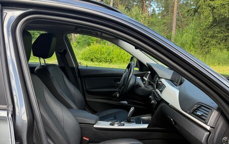 BMW 3 серия, 2018 год, 1 860 000 рублей, 8 фотография