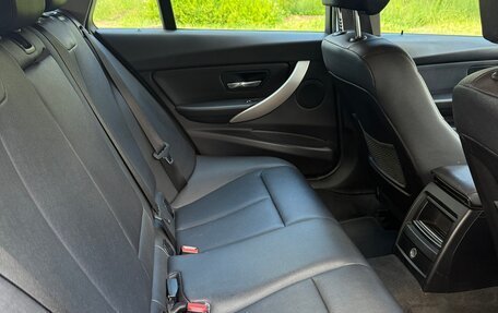 BMW 3 серия, 2018 год, 1 860 000 рублей, 9 фотография