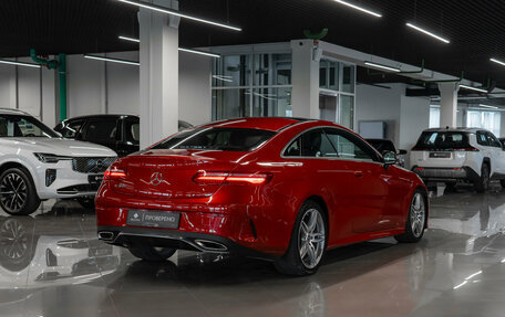 Mercedes-Benz E-Класс, 2017 год, 3 550 000 рублей, 4 фотография