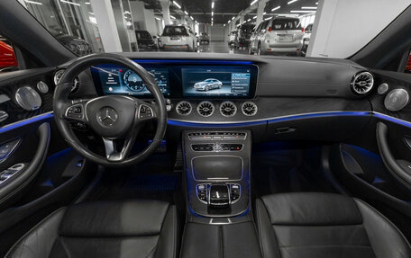 Mercedes-Benz E-Класс, 2017 год, 3 550 000 рублей, 8 фотография