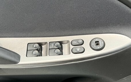 Hyundai Solaris II рестайлинг, 2015 год, 1 110 000 рублей, 6 фотография