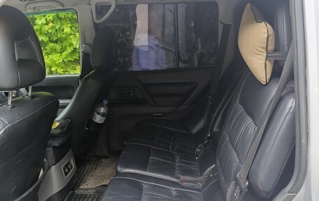 Mitsubishi Pajero III рестайлинг, 2002 год, 600 000 рублей, 22 фотография