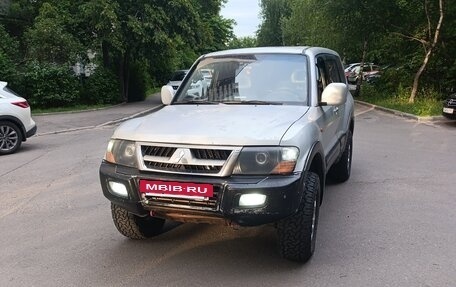 Mitsubishi Pajero III рестайлинг, 2002 год, 600 000 рублей, 2 фотография