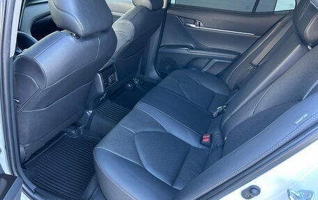 Toyota Camry, 2022 год, 3 770 000 рублей, 22 фотография