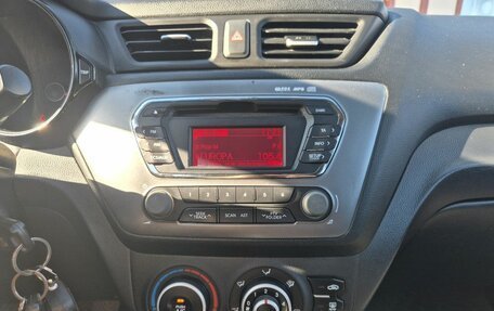 KIA Rio III рестайлинг, 2013 год, 690 000 рублей, 11 фотография