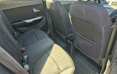KIA Rio III рестайлинг, 2013 год, 690 000 рублей, 9 фотография