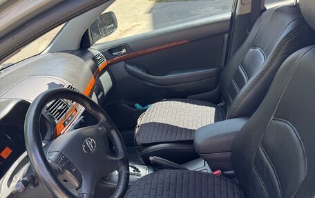 Toyota Avensis III рестайлинг, 2007 год, 960 000 рублей, 9 фотография