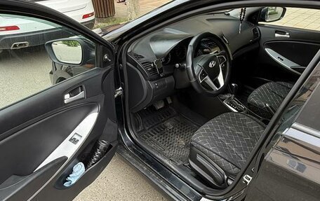 Hyundai Solaris II рестайлинг, 2012 год, 700 000 рублей, 6 фотография