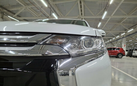 Mitsubishi Outlander III рестайлинг 3, 2018 год, 2 320 000 рублей, 21 фотография