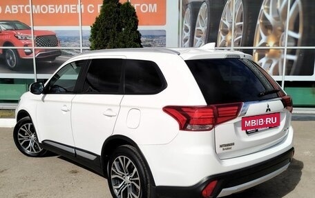 Mitsubishi Outlander III рестайлинг 3, 2018 год, 1 732 000 рублей, 7 фотография