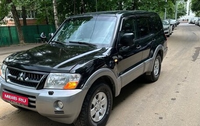 Mitsubishi Pajero III рестайлинг, 2004 год, 899 999 рублей, 1 фотография