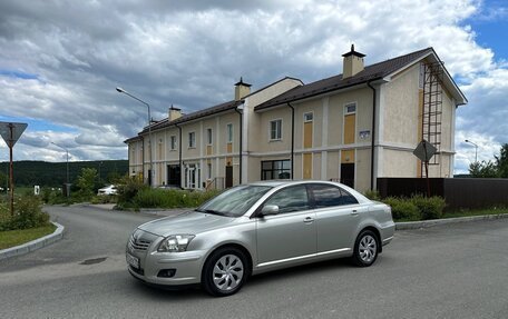 Toyota Avensis III рестайлинг, 2008 год, 775 000 рублей, 1 фотография