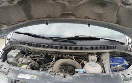 Volkswagen Caravelle T5, 2012 год, 2 200 000 рублей, 20 фотография