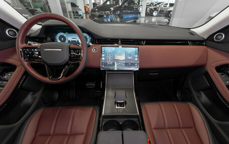 Land Rover Range Rover Evoque II, 2025 год, 5 580 000 рублей, 8 фотография