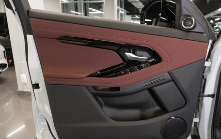 Land Rover Range Rover Evoque II, 2025 год, 5 580 000 рублей, 15 фотография