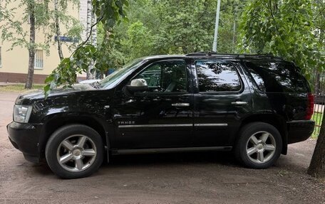 Chevrolet Tahoe III, 2013 год, 1 950 000 рублей, 3 фотография
