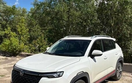 Changan CS35 Plus, 2023 год, 1 900 000 рублей, 2 фотография