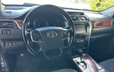 Toyota Camry, 2014 год, 1 330 000 рублей, 5 фотография