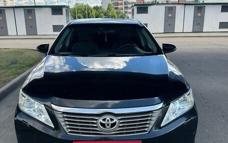 Toyota Camry, 2014 год, 1 330 000 рублей, 12 фотография