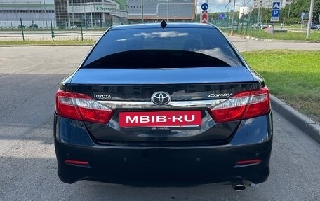 Toyota Camry, 2014 год, 1 330 000 рублей, 10 фотография