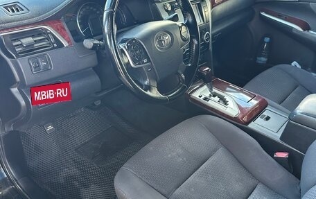 Toyota Camry, 2014 год, 1 330 000 рублей, 8 фотография