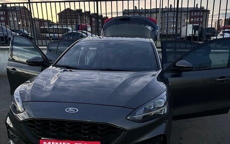 Ford Focus IV, 2019 год, 1 920 000 рублей, 3 фотография