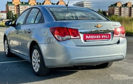 Chevrolet Cruze II, 2012 год, 649 000 рублей, 3 фотография