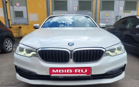 BMW 5 серия, 2017 год, 3 300 000 рублей, 2 фотография