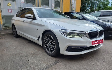 BMW 5 серия, 2017 год, 3 300 000 рублей, 3 фотография