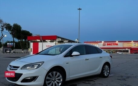 Opel Astra J, 2012 год, 800 000 рублей, 7 фотография