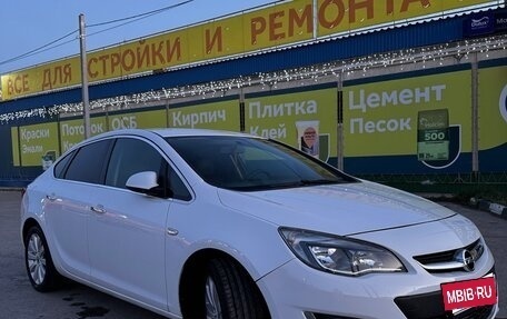 Opel Astra J, 2012 год, 800 000 рублей, 9 фотография