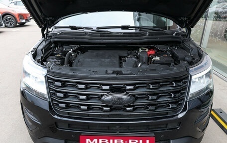 Ford Explorer VI, 2018 год, 2 571 000 рублей, 10 фотография