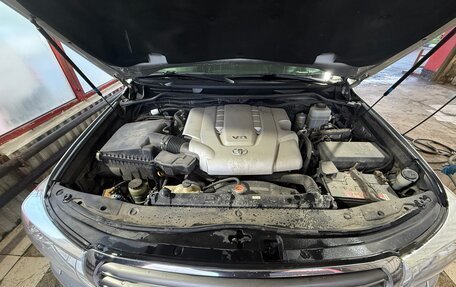 Toyota Land Cruiser 200, 2008 год, 2 350 000 рублей, 17 фотография