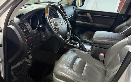 Toyota Land Cruiser 200, 2008 год, 2 350 000 рублей, 20 фотография