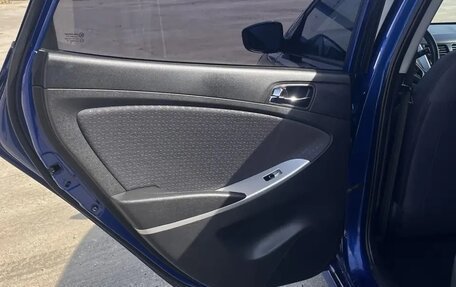 Hyundai Solaris II рестайлинг, 2013 год, 750 000 рублей, 11 фотография