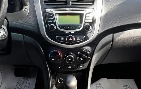 Hyundai Solaris II рестайлинг, 2013 год, 750 000 рублей, 14 фотография