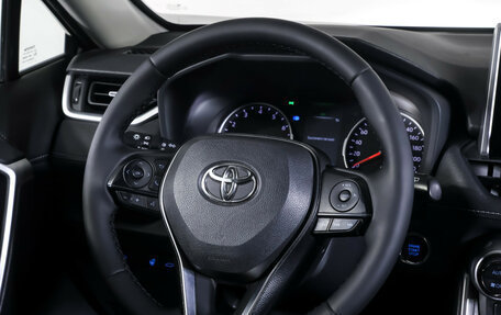 Toyota RAV4, 2019 год, 2 690 000 рублей, 14 фотография