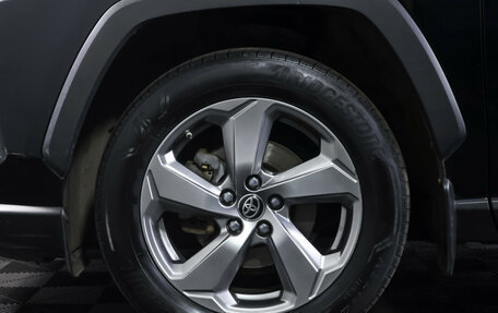 Toyota RAV4, 2019 год, 2 690 000 рублей, 18 фотография