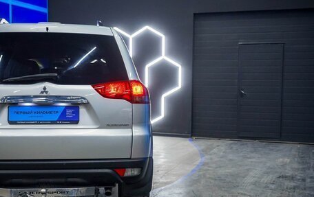 Mitsubishi Pajero Sport II рестайлинг, 2014 год, 1 730 000 рублей, 19 фотография