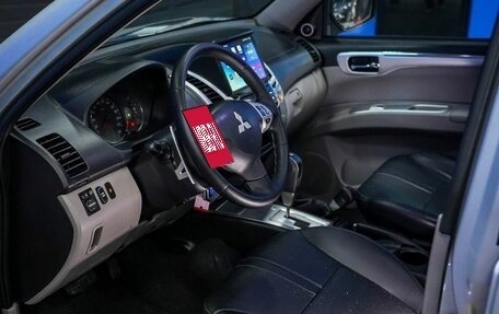 Mitsubishi Pajero Sport II рестайлинг, 2014 год, 1 730 000 рублей, 11 фотография