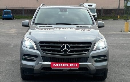 Mercedes-Benz M-Класс, 2014 год, 2 950 000 рублей, 3 фотография