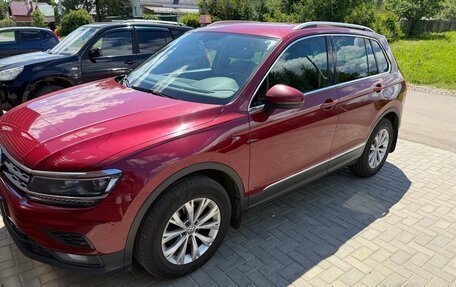 Volkswagen Tiguan II, 2017 год, 1 950 000 рублей, 2 фотография