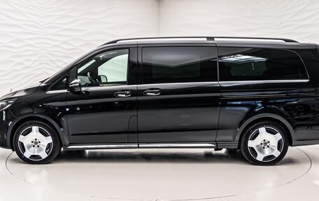 Mercedes-Benz V-Класс, 2026 год, 12 990 000 рублей, 2 фотография