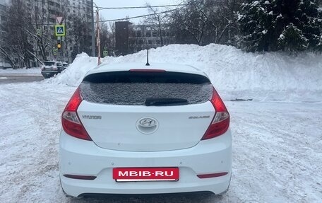 Hyundai Solaris II рестайлинг, 2015 год, 875 000 рублей, 4 фотография