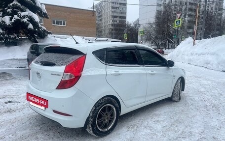 Hyundai Solaris II рестайлинг, 2015 год, 875 000 рублей, 3 фотография