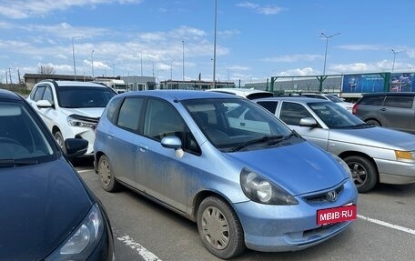 Honda Fit III, 2002 год, 320 000 рублей, 2 фотография