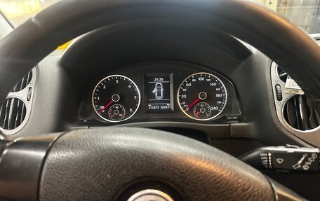 Volkswagen Tiguan I, 2009 год, 750 000 рублей, 24 фотография