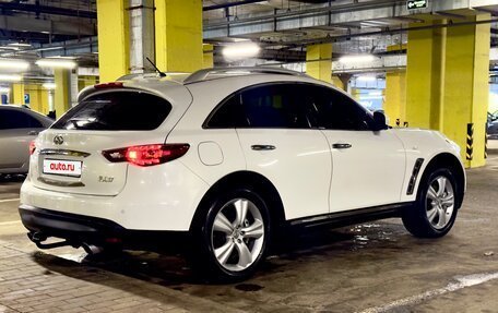 Infiniti FX II, 2010 год, 1 239 000 рублей, 10 фотография